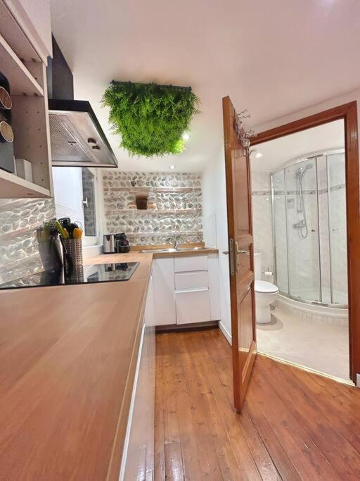 Entier - Calme Et Confortable - Centre Apartamento *