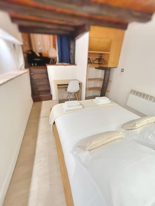 Apartment Entier - Calme Et Confortable - Centre *